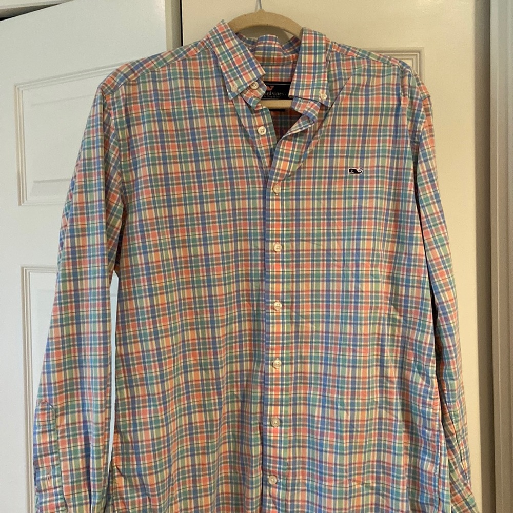 Vineyard Vines mens plaid button down